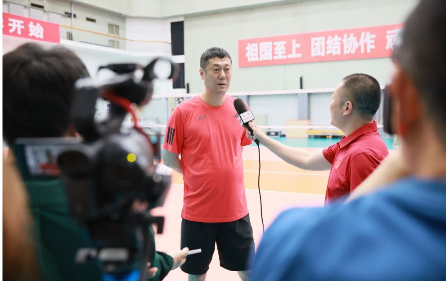 网上百家乐的娱乐性与社交属性探讨